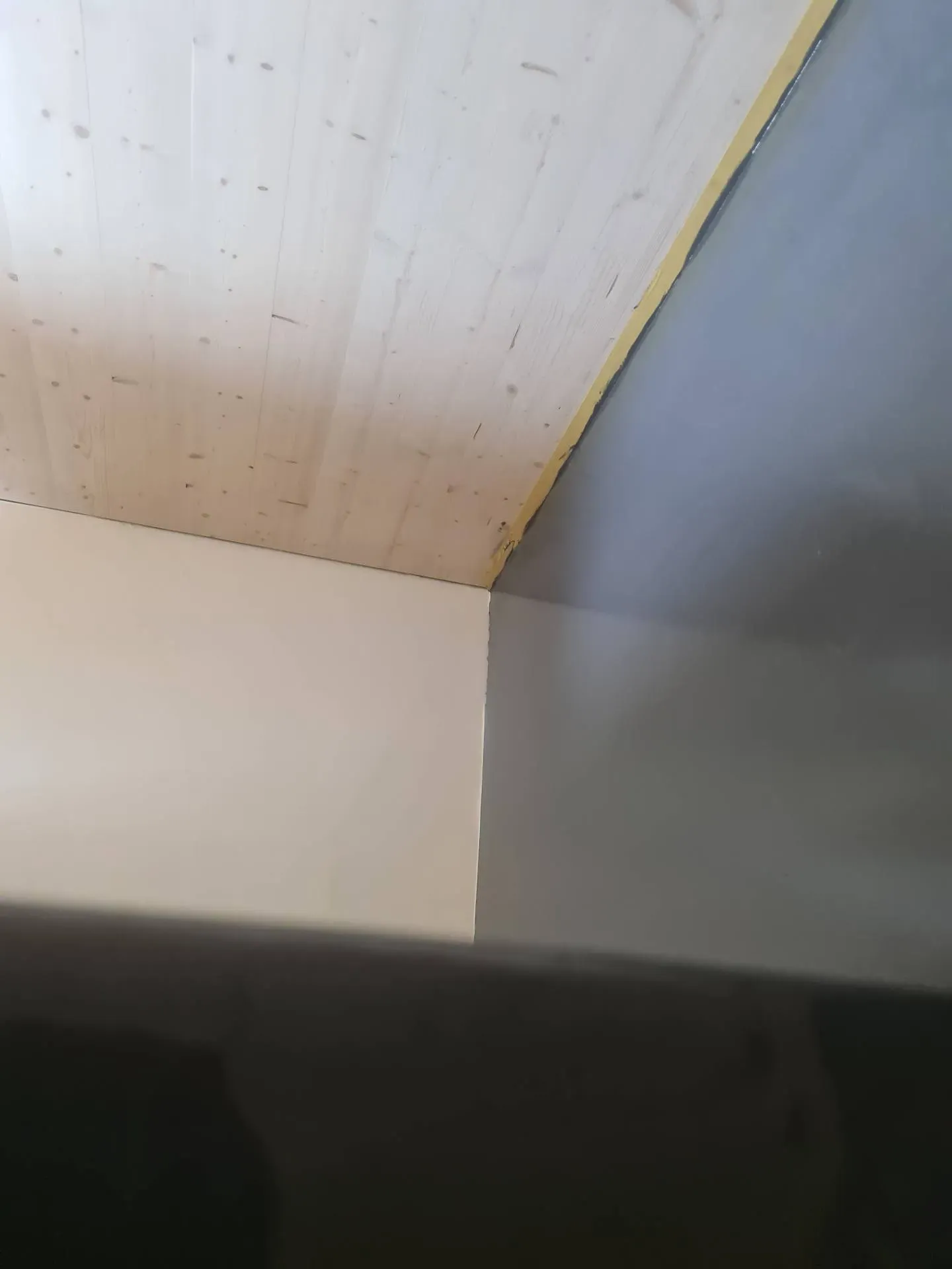 Badezimmer_Wand_beschichtet4