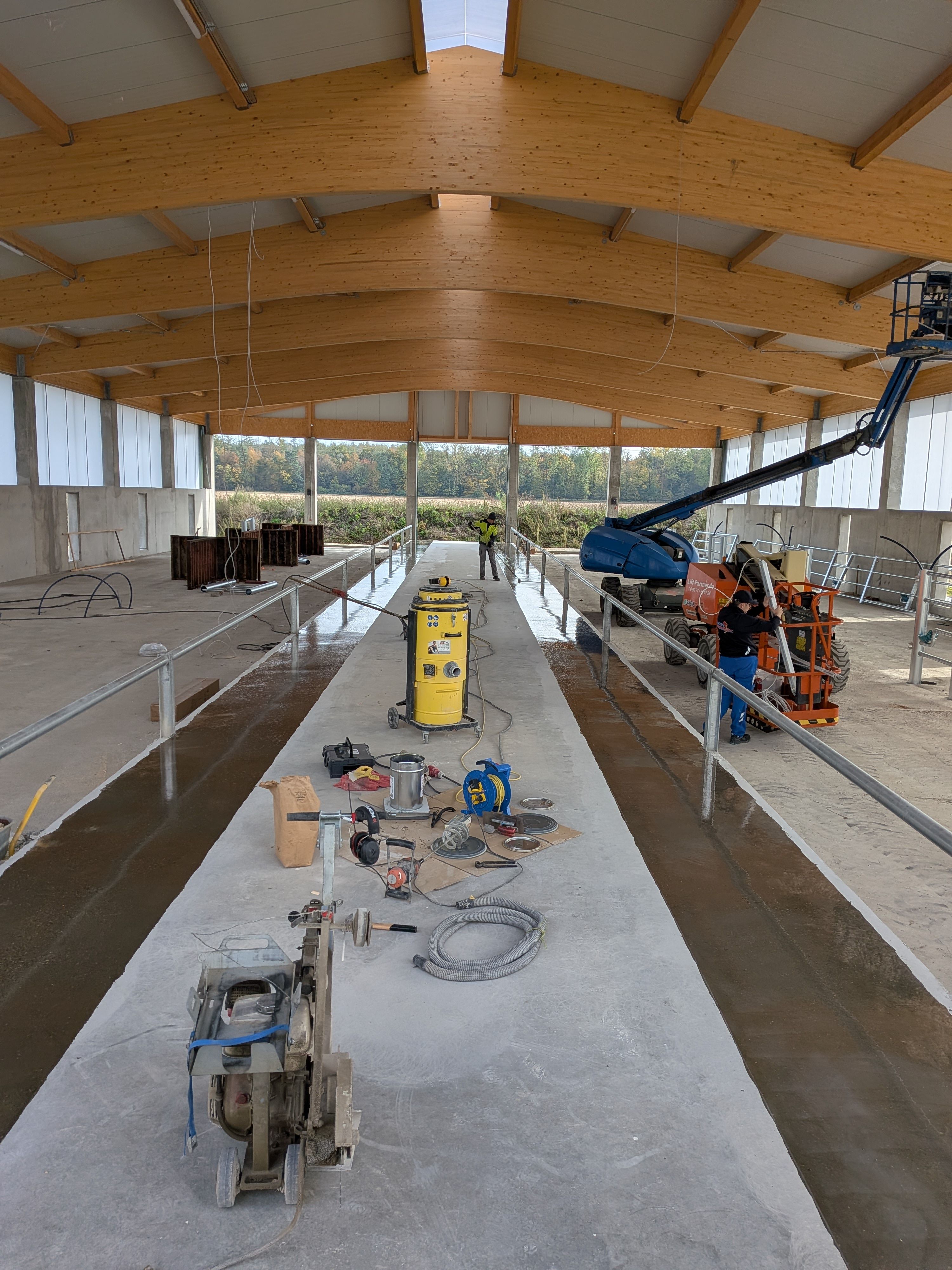 PXL_20251020_132055678